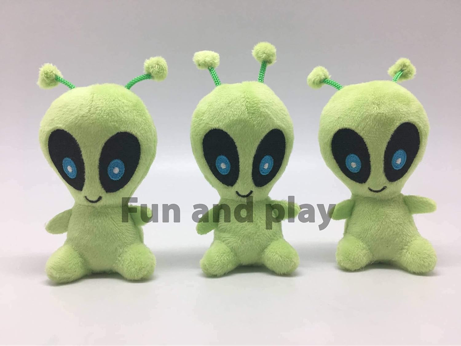 - Interactive Squeaky Plush Hide and Seek Squirrel Type Puzzle Toy for Dogs, Small Size (Spaceship and Aliens)